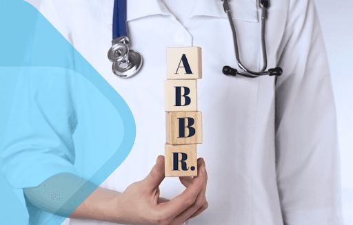 Simplifying Medical Abbreviations with CascadeMD